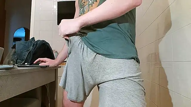 Snapshot of asa92921 chatting on 12.27.24 asa92921 online show from 12.27.24