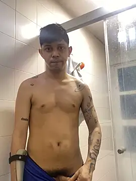 Snapshot of tonysexyboy chatting on 01.20.25 tonysexyboy online show from 01.20.25