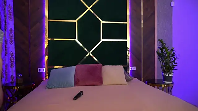 LittleeCutee online show from 01.26.25