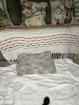 1Topgyal online show from 01.02.25