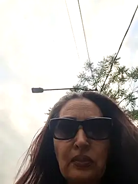 Snapshot of dominatrixredsonyja chatting on 05.31.26 dominatrixredsonyja online show from 05.31.26
