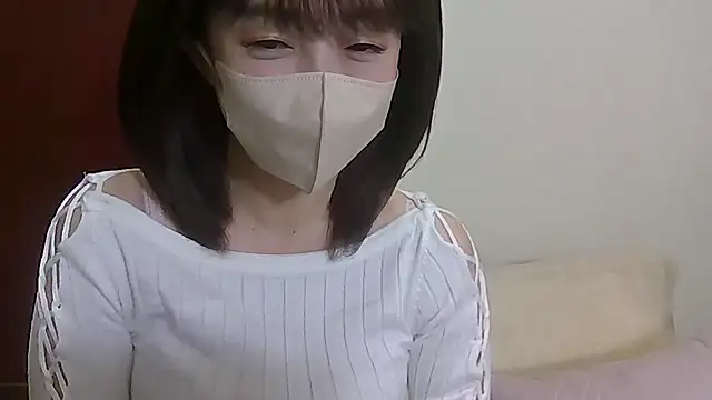 Snapshot of aoi2011 chatting on 12.13.24 aoi2011 online show from 12.13.24