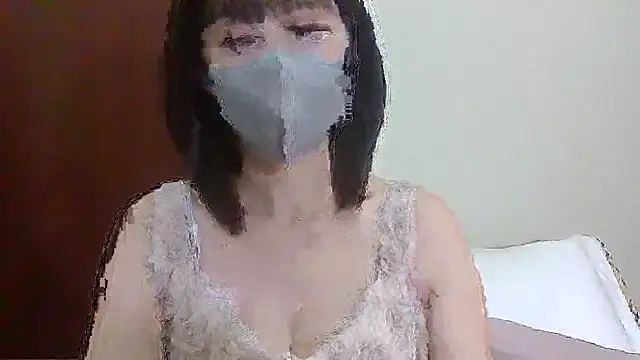 Snapshot of aoi2011 chatting on 12.03.25 aoi2011 online show from 12.03.25