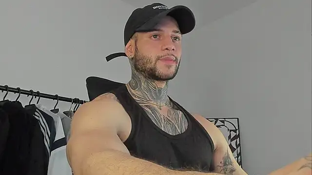  jamesleandros1 online show from 10.11.25