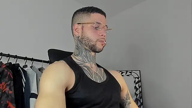  jamesleandros1 online show from 11.04.25