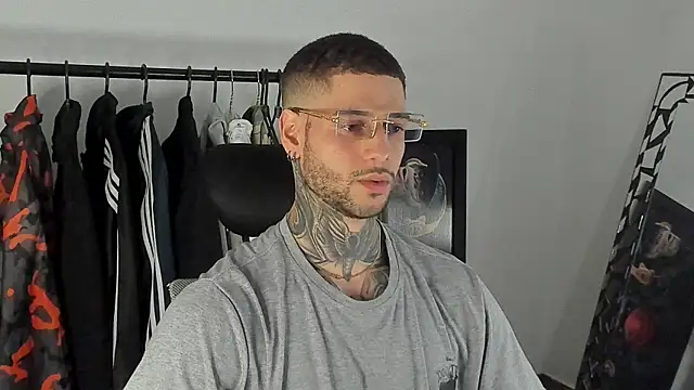  jamesleandros1 online show from 12.16.25