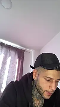 Snapshot of _jamesleandros1 chatting on 03.22.26 jamesleandros1 online show from 03.22.26