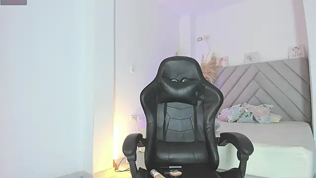 perlacobre999 online show from 02.20.25