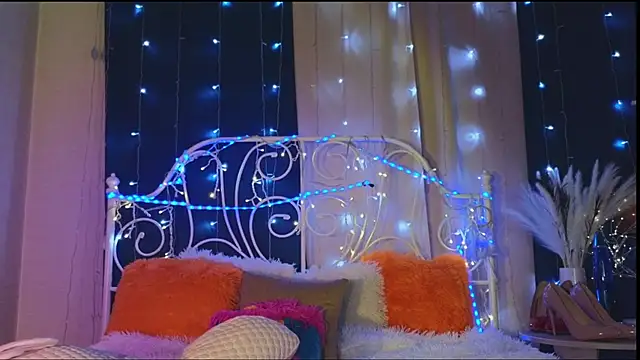 Snapshot of Funny_Bunny chatting on 02.07.25 Funny Bunny online show from 02.07.25