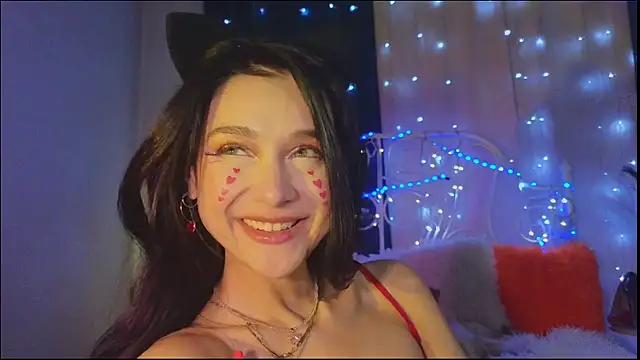 Snapshot of Funny_Bunny chatting on 02.15.25 Funny Bunny online show from 02.15.25