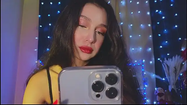 Snapshot of Funny_Bunny chatting on 03.20.25 Funny Bunny online show from 03.20.25