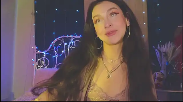 Snapshot of Funny_Bunny chatting on 03.23.25 Funny Bunny online show from 03.23.25