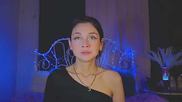 Snapshot of Funny_Bunny chatting on 09.08.25 Funny Bunny online show from 09.08.25