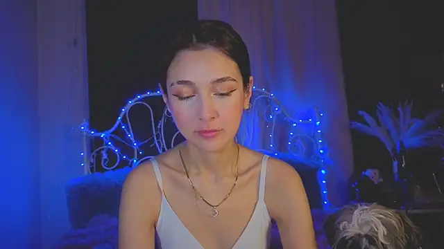 Snapshot of Funny_Bunny chatting on 09.27.25 Funny Bunny online show from 09.27.25