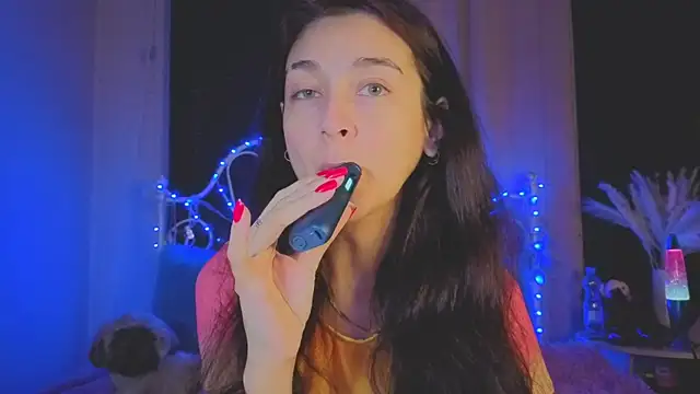 Snapshot of Funny_Bunny chatting on 10.11.25 Funny Bunny online show from 10.11.25