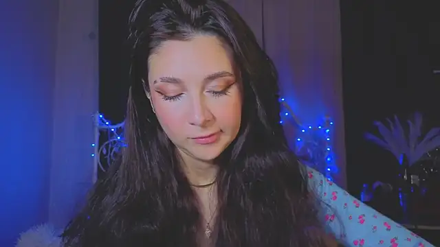 Snapshot of Funny_Bunny chatting on 11.21.25 Funny Bunny online show from 11.21.25