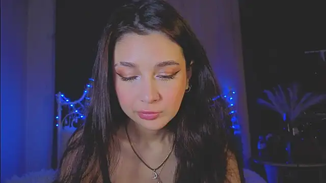 Snapshot of Funny_Bunny chatting on 11.27.25 Funny Bunny online show from 11.27.25