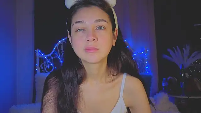 Snapshot of Funny_Bunny chatting on 11.28.25 Funny Bunny online show from 11.28.25