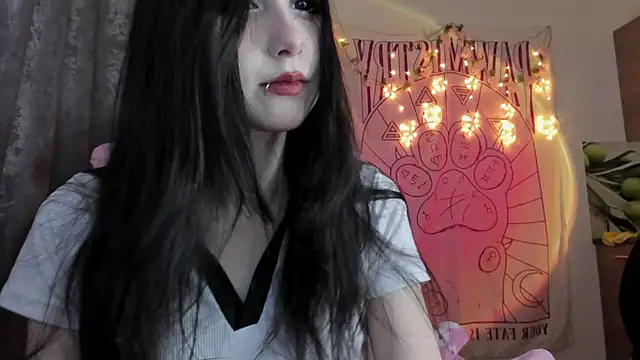 Holy420lolii online show from 03.12.25