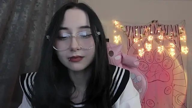 Holy420lolii online show from 03.13.25