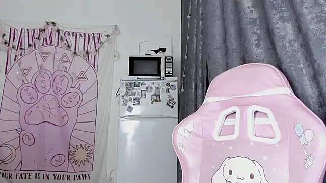 Holy420lolii online show from 09.12.25