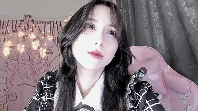 Holy420lolii online show from 10.10.25