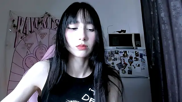 Holy420lolii online show from 05.15.26