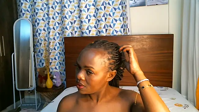 Snapshot of pay_tience chatting on 08.06.26 pay tience online show from 08.06.26