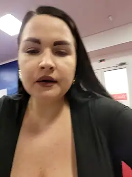 GeorgiaLerox online show from 01.31.25