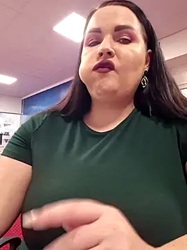 GeorgiaLerox online show from 12.04.25