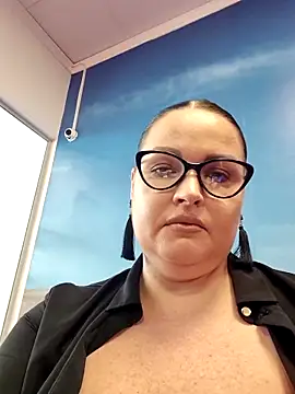 Snapshot of GeorgiaLerox chatting on 05.09.26 GeorgiaLerox online show from 05.09.26