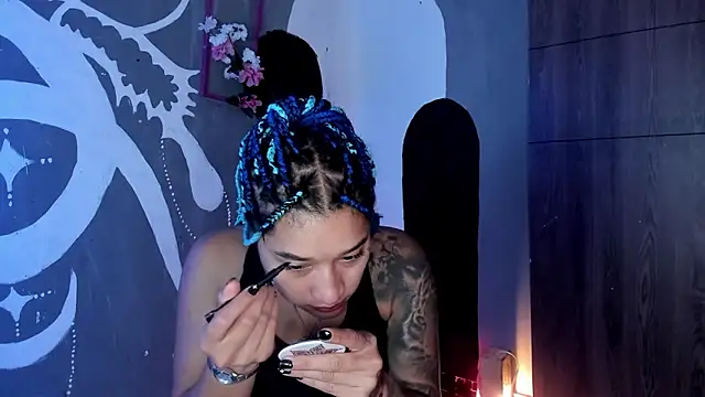 Eva Lee  online show from 12.06.24