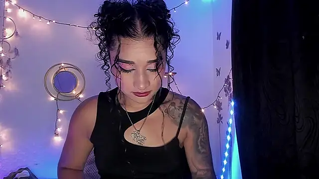 Eva Lee  online show from 02.23.25