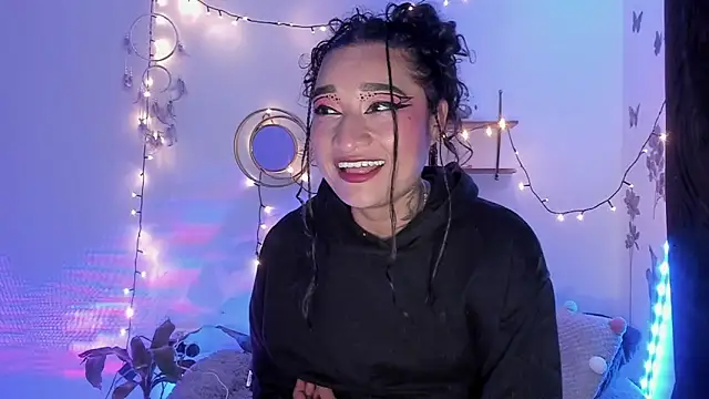 Eva Lee  online show from 02.28.25