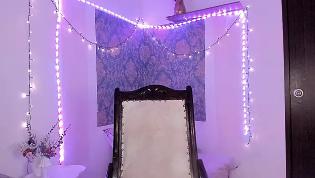 Eva Lee  online show from 03.06.26