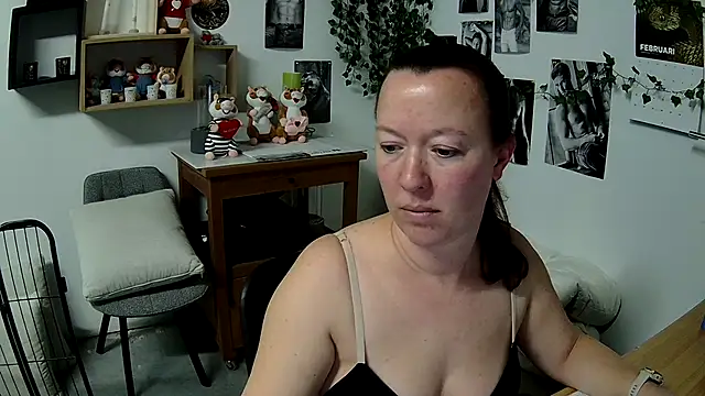 AnyaKreyxh online show from 02.20.26