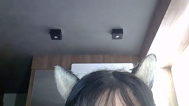 Skinny-Kitten online show from 04.04.26