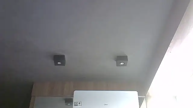 Snapshot of Skinny-Kitten chatting on 04.18.26 Skinny-Kitten online show from 04.18.26