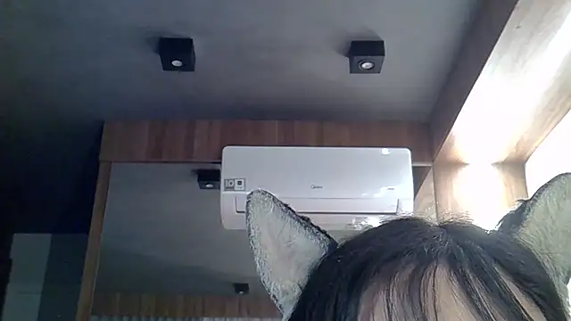 Snapshot of Skinny-Kitten chatting on 04.20.26 Skinny-Kitten online show from 04.20.26