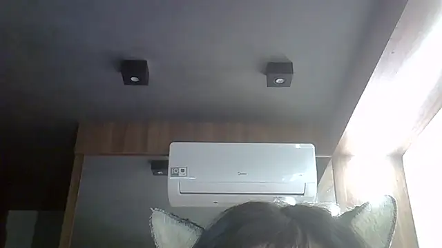 Snapshot of Skinny-Kitten chatting on 04.21.26 Skinny-Kitten online show from 04.21.26