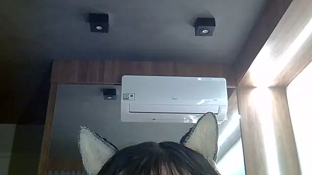 Snapshot of Skinny-Kitten chatting on 05.18.26 Skinny-Kitten online show from 05.18.26