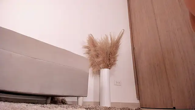 wandathompson  online show from 02.27.25