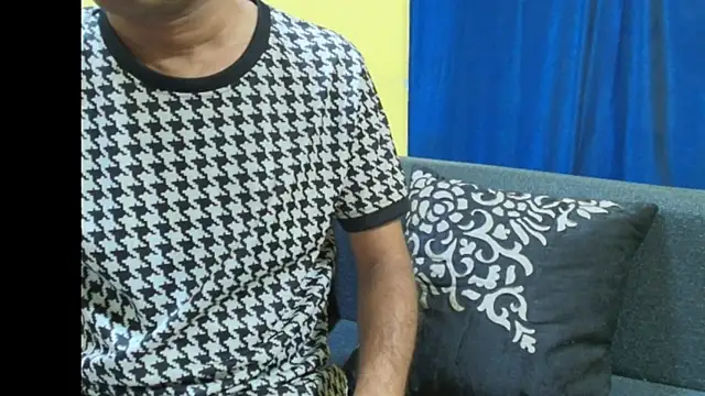 Snapshot of Cute_boy2000 chatting on 03.01.26 Cute boy2000 online show from 03.01.26