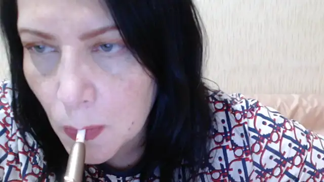 Snapshot of Mirabelle_Sweet chatting on 10.23.25 Mirabelle Sweet online show from 10.23.25