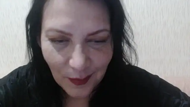 Snapshot of Mirabelle_Sweet chatting on 10.28.25 Mirabelle Sweet online show from 10.28.25