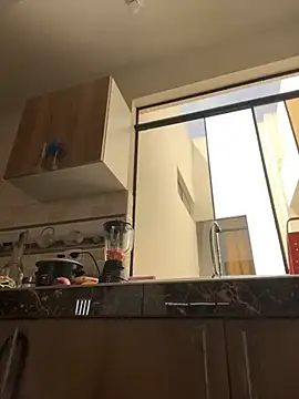 Snapshot of LuceroRm chatting on 10.09.25 LuceroRm online show from 10.09.25