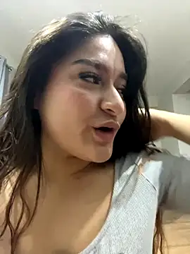 Snapshot of LuceroRm chatting on 10.15.25 LuceroRm online show from 10.15.25