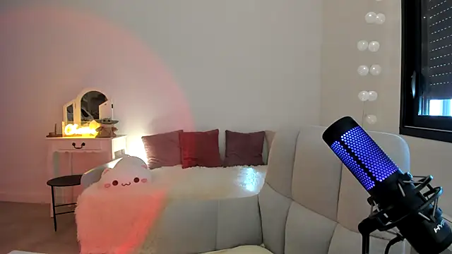 ImKeira online show from 11.21.25