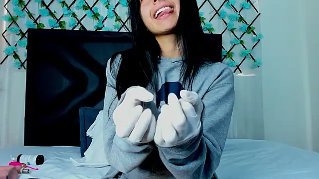 EmmaWilliamss online show from 01.09.25