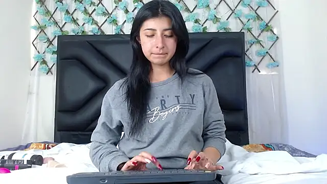 EmmaWilliamss online show from 11.09.25